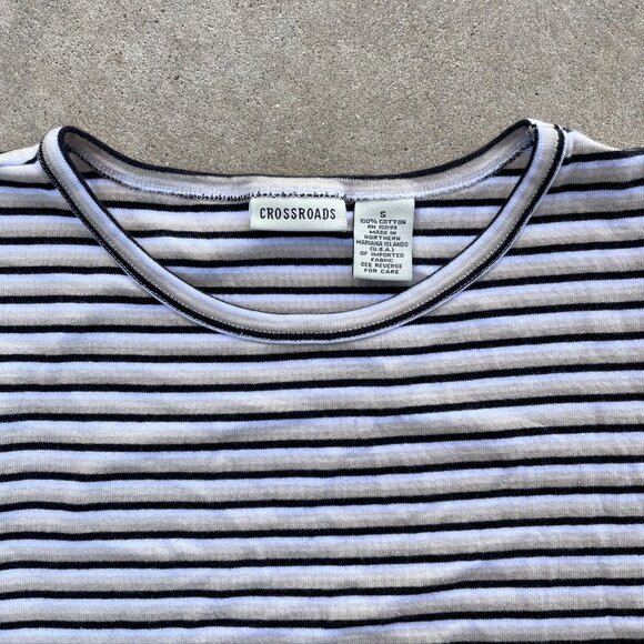 Striped Scoop Neck Top with Cuffed Quarter Length Sleeves - Picture 3 of 10